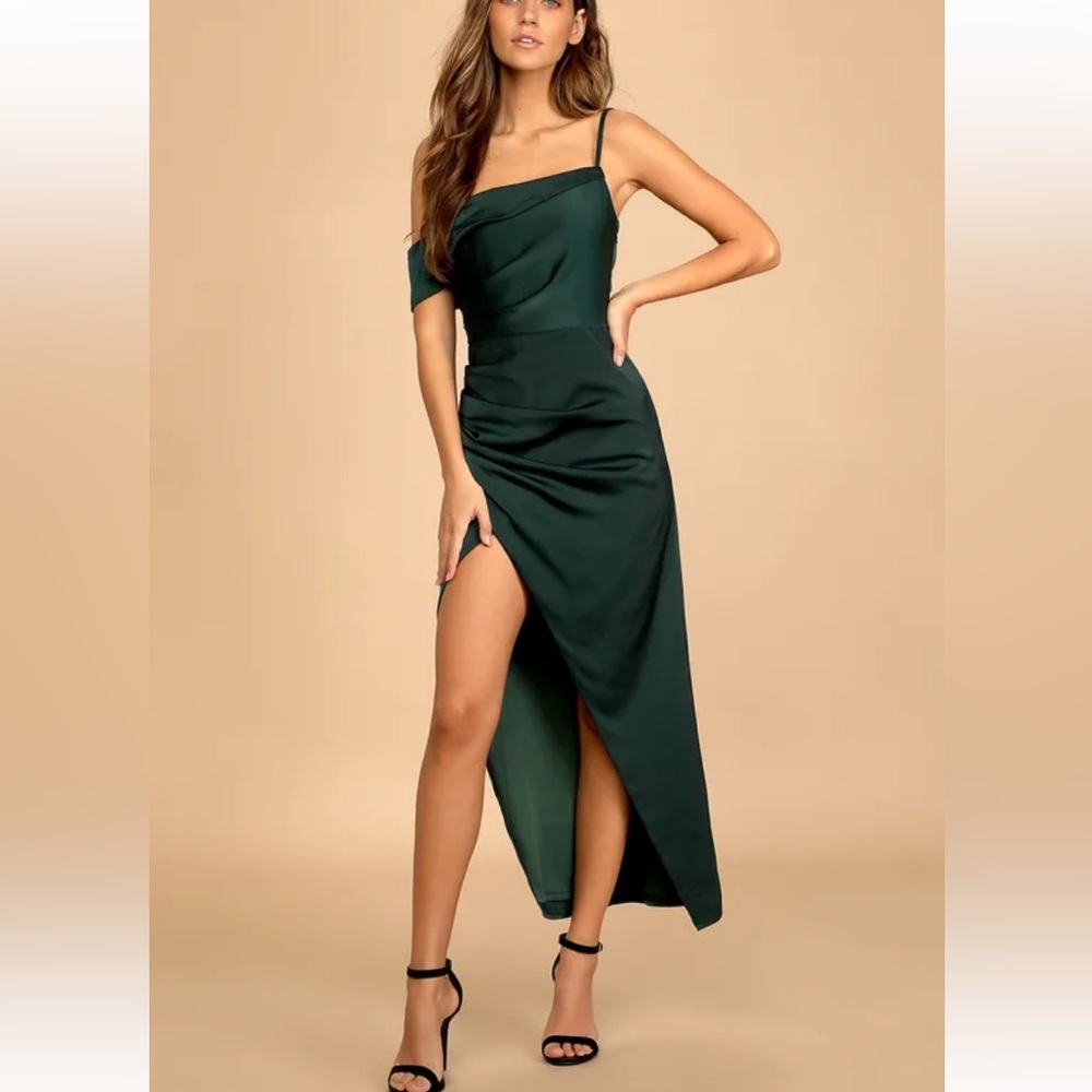 Showing Off a Little Dark Green Asymmetrical Tulip Midi Dress